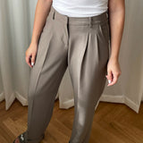 JXMary Regular Pleated MW Pant - Brindle